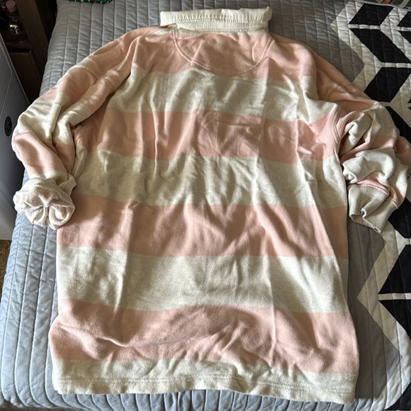 Americacan Eagle Aerie striped rugby pullover - Picture 3 of 3